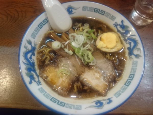 「醤油ラーメン ８００円」@めん蔵の写真