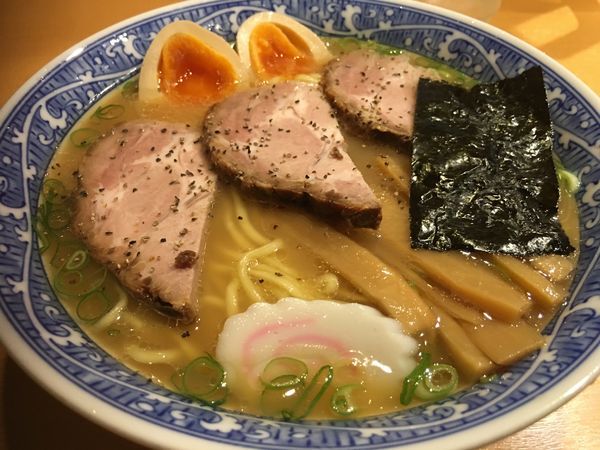 「特製 中華そば」@中華そば 青葉 御徒町店の写真