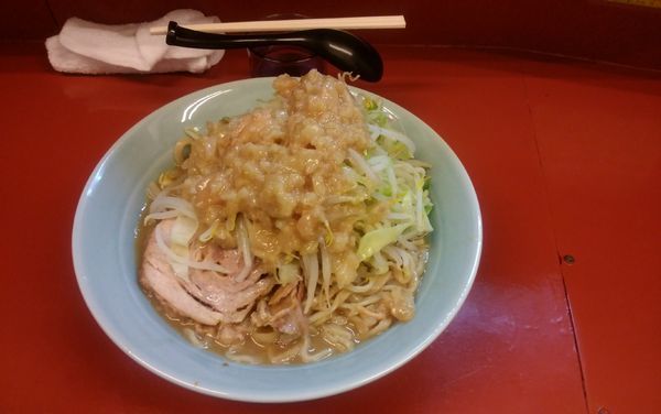 「ラーメン中　味薄め、野菜普通、アブラマシ」@立川マシマシ 5号店（神保町店）の写真