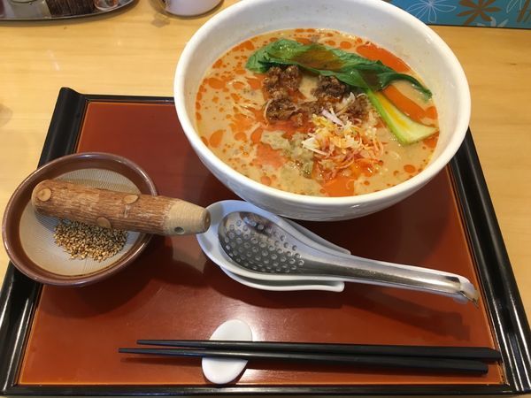 「發巳担々麺(800¥)平日11～15時半ﾗｲｽｻｰﾋﾞｽ」@担々麺専門 發巳の写真