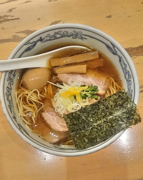 「醤油らーめん&チャーシュー&味玉」@らーめん いまるやの写真