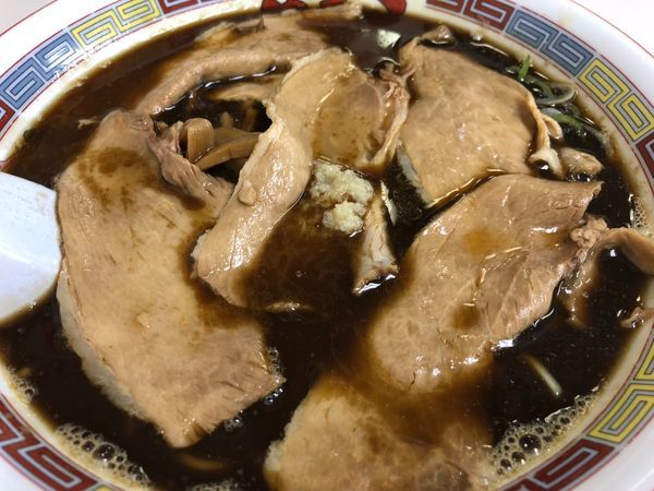 「チャーシューメン（しょうゆ味）（焦がしラード濃い目）」@ラーメン 蜂屋 5条創業店の写真