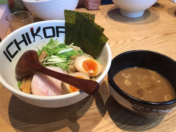 「特濃味玉つけ麺」@鶏そば十番 156 ICHIKORO トリエ京王調布店の写真