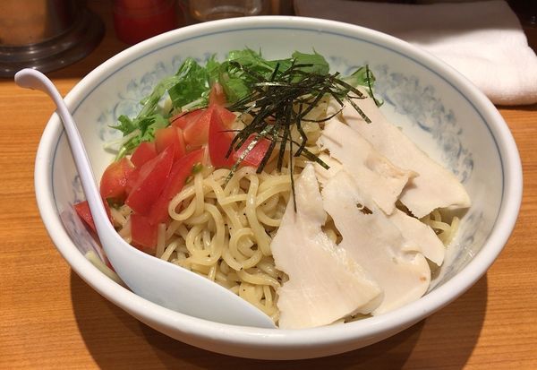 「鶏塩冷やし(期間限定)太麺大盛(650円＋200円)」@ラーメン一平家の写真