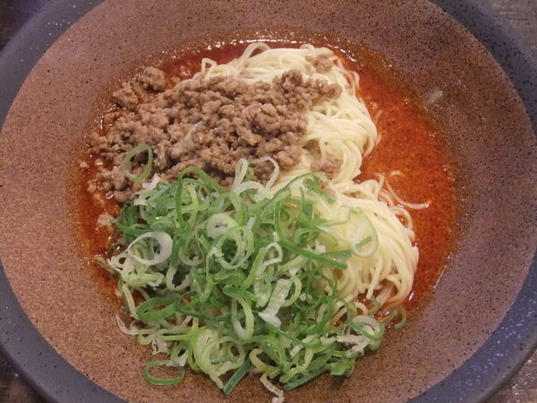 「広島式汁なし担々麺（600円）（辛さ：３、痺れ：３）」@tomoruの写真