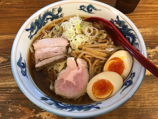 「味玉醤油 中盛」@くじら食堂の写真