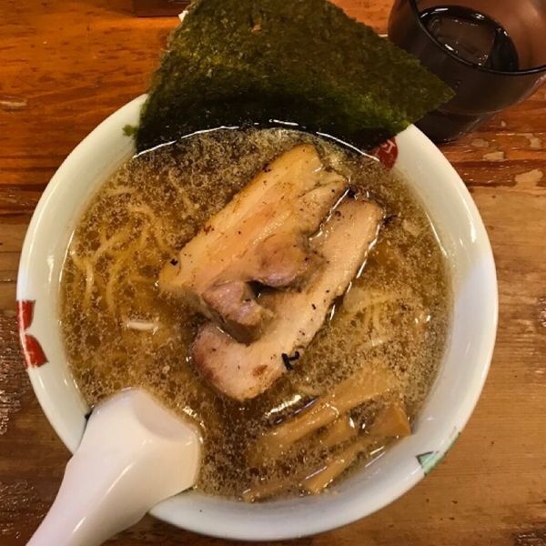 「新醤油ラーメン ¥700」@麺や 阿闍梨の写真