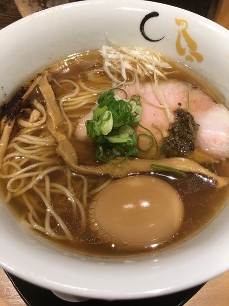 「味玉そば（醤油）」@SOBAHOUSE 金色不如帰 新宿御苑本店の写真