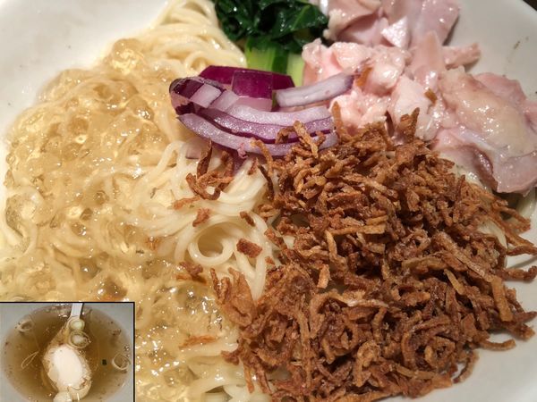 「[限定] 冷やし油そば（大）＋味玉」@塩生姜らー麺専門店 MANNISHの写真