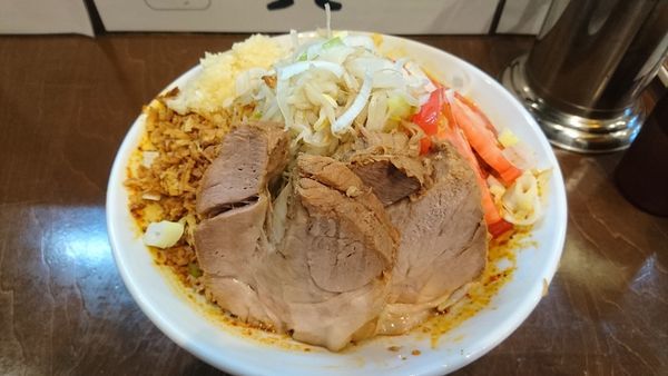 「【期間限定】冷やし中華(ニンニク)+辛さ増し」@麺屋 歩夢の写真
