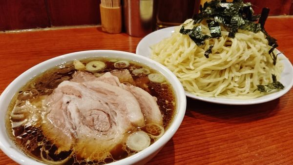 「チャーシューざる+大盛り」@らあめん 満来の写真