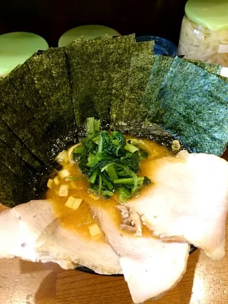 「チャーシューメン(固め多め)＋海苔W」@末廣家の写真