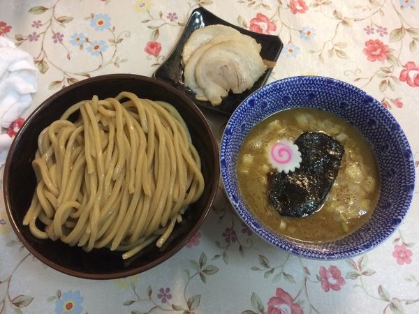 「つけ麺  半肉盛り」@次念序の写真
