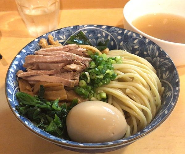 「冷や潮つけめん(限定)中盛＋味玉(750円＋100円)」@ラーメン社井田の写真