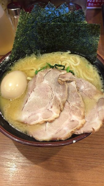 「まくり家スペシャル」@横浜家系ラーメン まくり家 川崎店の写真