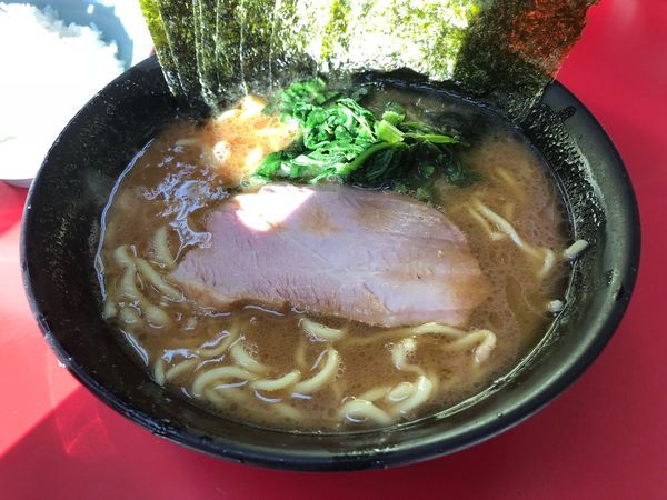 「ラーメン 海苔トッピ」@ラーメン杉田家の写真