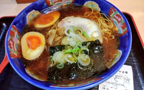 「味玉ラーメン」@ふじやま亭 イオン本牧店の写真