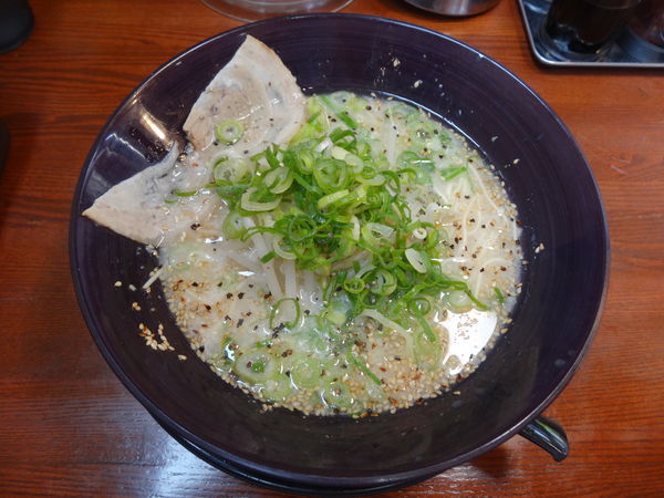 「塩ラーメン」@二代目 五山 新堀川店の写真