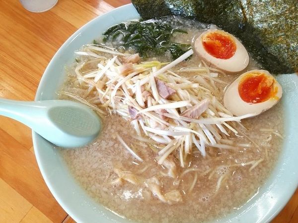 「正油ネギラーメン＋味付けゆでたまご」@ラーメンショップ 足利50号店の写真