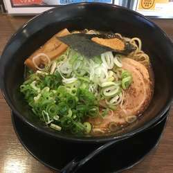 侍らぁめん(750¥、大盛50¥)