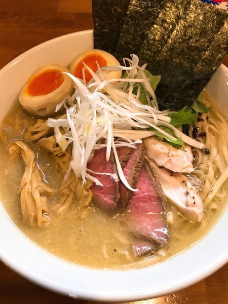 「特製塩ラーメン(大盛)」@自家製麺ラーメンKの写真