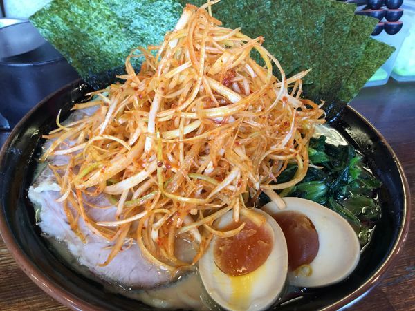 「特製ラーメンからネギトッピング」@横浜家系ラーメン 剛力家の写真
