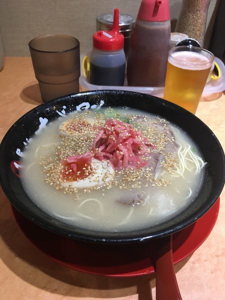 「煮たまごラーメン」@長浜ナンバーワン 博多デイトス店の写真