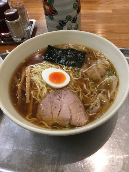 「小盛ワンタン麺」@大勝軒 昭島店の写真