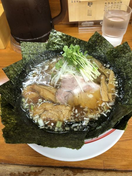 「骨付焼豚そば(醤油)+ネギ、海苔」@ちばき屋 葛西店の写真
