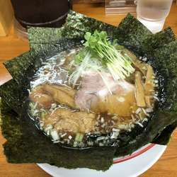 骨付焼豚そば(醤油)+ネギ、海苔