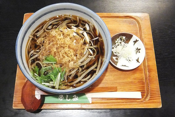 「たぬきそば(大盛)」@手打そば ふしみの写真