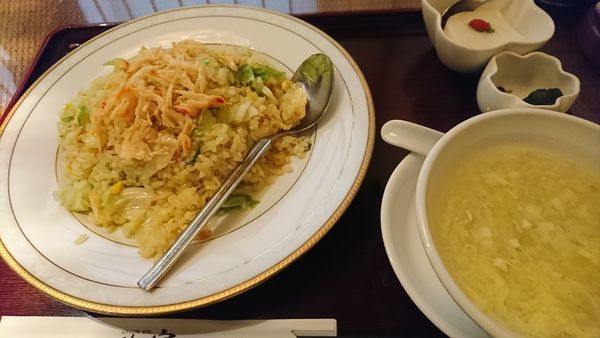 「蟹肉入りレタスチャーハン　９００円」@珍宴の写真