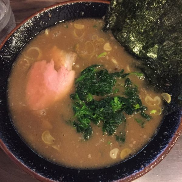 「ラーメン 半麺 油少なめ」@神田ラーメン わいず 神田本店の写真