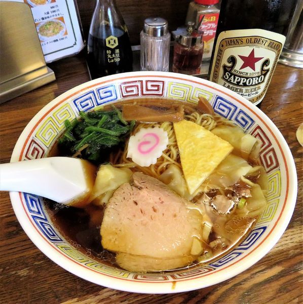 「ワンタンメン（870円）」@中華そば 萬福の写真