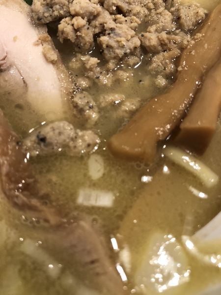 「白鶏ラーメン」@鶏の穴の写真