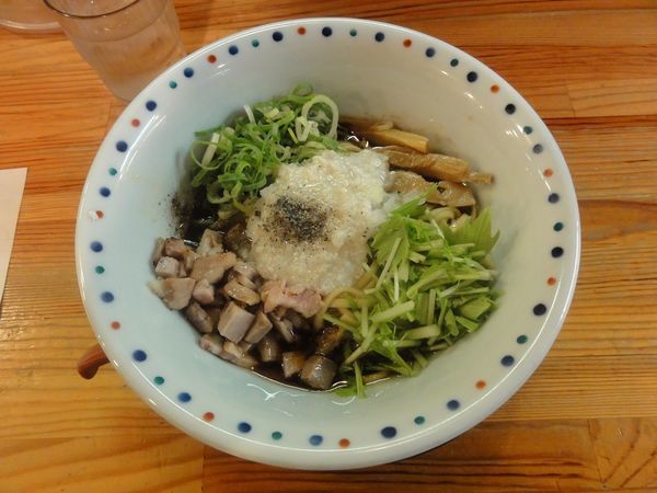 「背脂ブラックませそば」@中村商店 高槻本店の写真