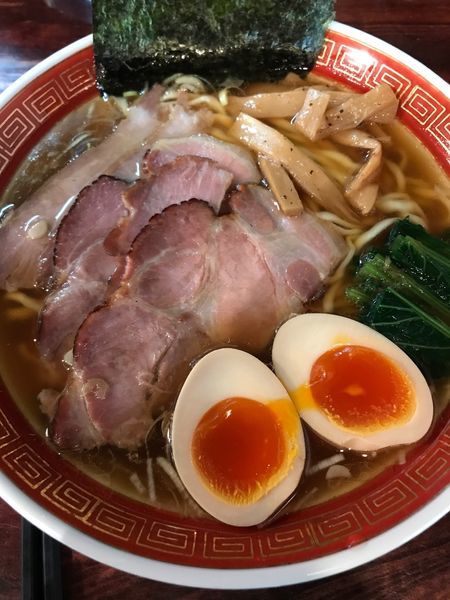 「特醤油・平打ち（大盛り）」@麺処 懐やの写真