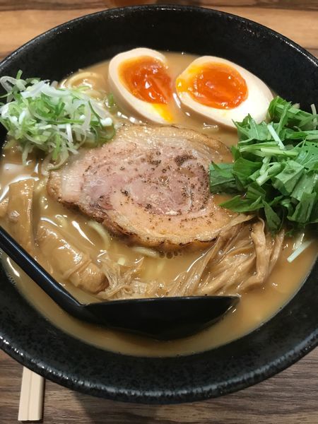 「煮卵ラーメン（大盛り）」@麺や ふくわらいの写真