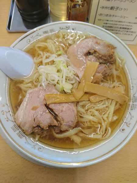 「中華そば 650円 手作り餃子(3ヶ) 250円」@森田屋 東店の写真