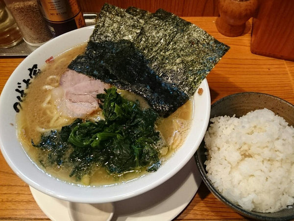 「ラーメン（1玉）、ミニライス」@横浜家系ラーメン つばさ家 立川店の写真