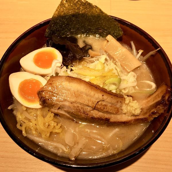 「味噌らーめん燻玉入り ¥950円」@札幌 みその アクアシティお台場店の写真