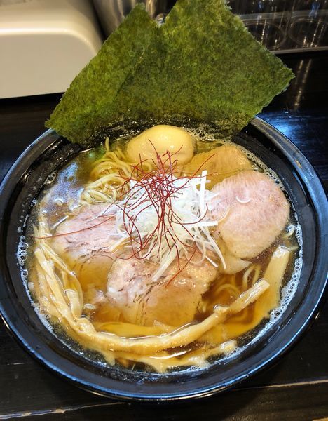 「【お盆3日間限定】あご煮干しらーめん(特製.クーポン麺大盛)」@麺や 笑 ～Sho～の写真
