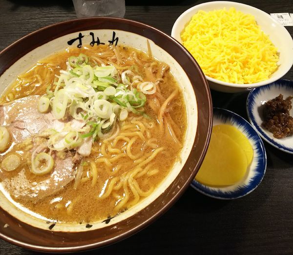 「ﾁｬｰｼｭｰ麺(並)￥1130+鬼飯￥310」@すみれ 新横浜ラーメン博物館店の写真