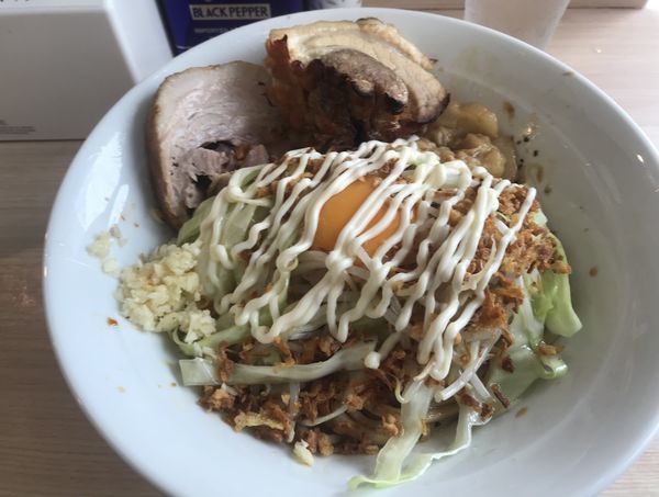 「ラーメン汁なし」@麺屋 味方の写真