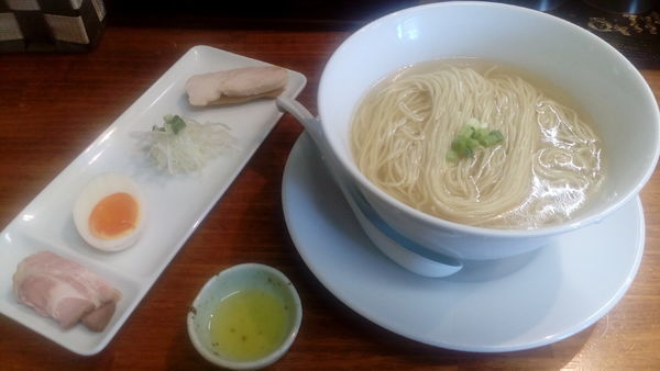 「アゴ節コンチータ(750円)+大盛(100円)」@塩らーめん 千茶屋の写真