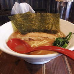 らーめん（とんこつ醤油）