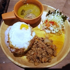 サイアムオーキッド Supreme 東京駅キッチンストリート店の画像