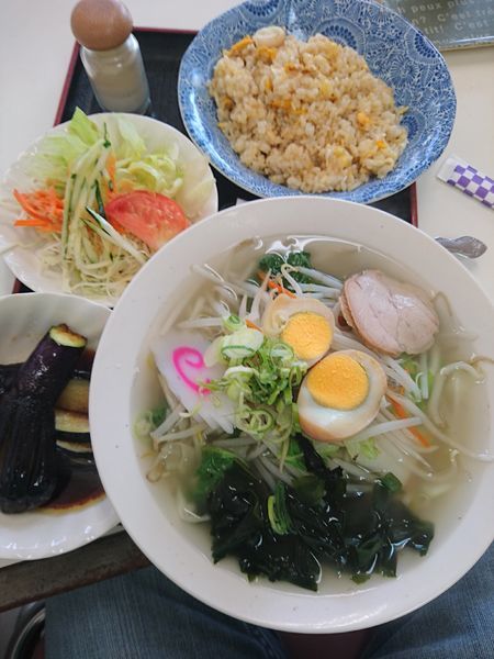 「タンメンとチャーハンセット 500円」@フードプラザ コスモスの写真