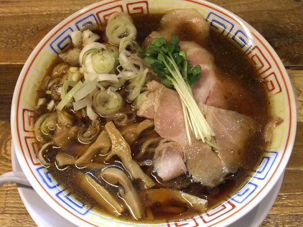 「サバ醤油そば（750円）」@サバ6製麺所 成城学園前店の写真