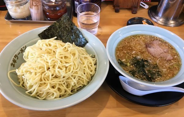 「つけ麺(740¥、中盛ｻｰﾋﾞｽ)」@ラーメンショップ椿 玉川店の写真